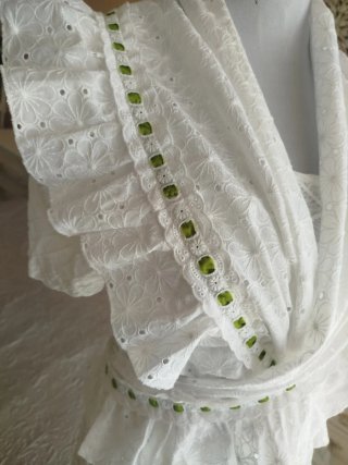 Pico de flamenca blanco y verde