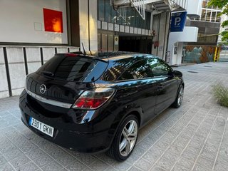 Opel Astra GTC 1.7 CDTi Sport
