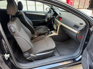 Opel Astra GTC 1.7 CDTi Sport