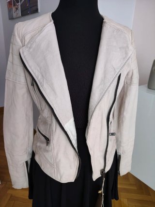 Cazadora Bershka Beige Cuero