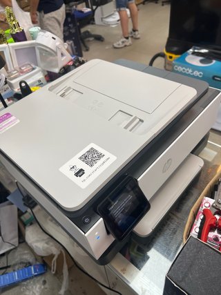 Stampante multifunzione HP OfficeJet Pro 8122e
