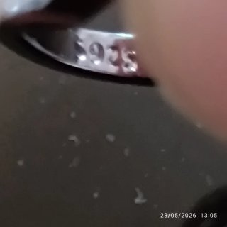 Anello d'argento 100% marchio 925,con pietra..