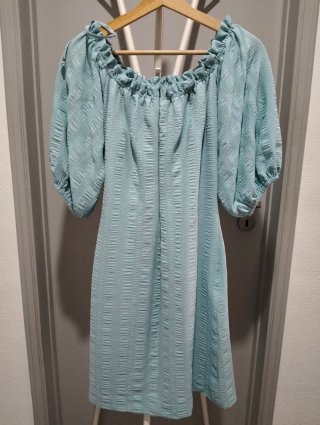 Vestido curto azul claro