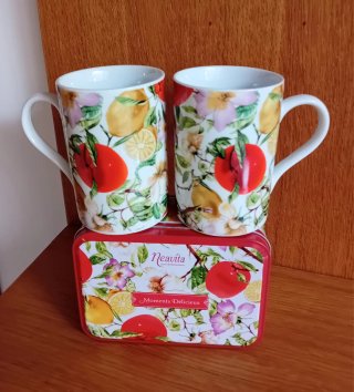 Set 2 Tazze Mug Ceramica Motivo Floreale Frutta