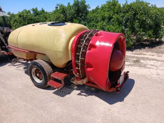 Pulverizador 2000L