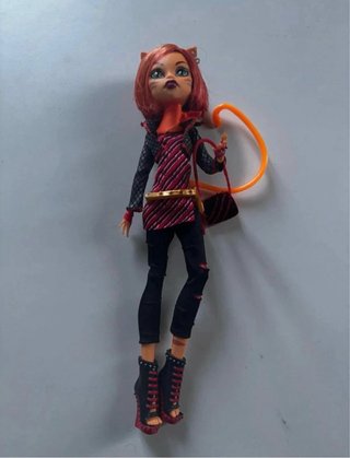 Muñeca Monster High Toralei Stripes