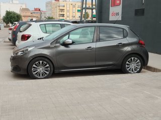 Peugeot 208 2018