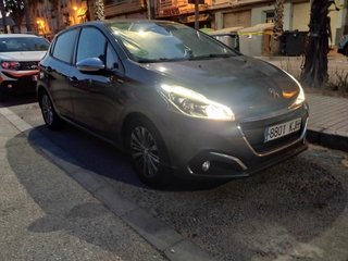 Peugeot 208 2018