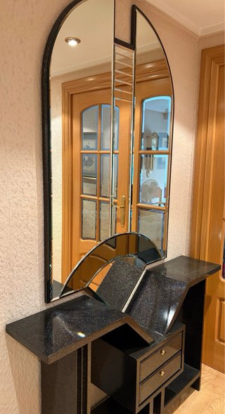 Mueble recibidor con espejo