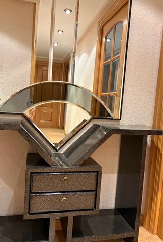 Mueble recibidor con espejo