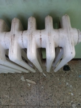 Radiador de hierro blanco