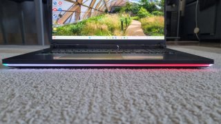 Portátil Gaming Asus ROG Strix G18 i9/4070/2TB