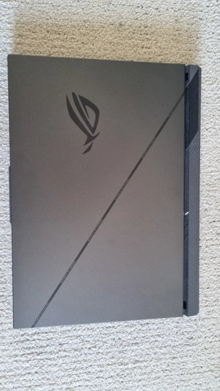 Portátil Gaming Asus ROG Strix G18 i9/4070/2TB