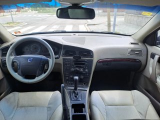 Volvo V70 2003