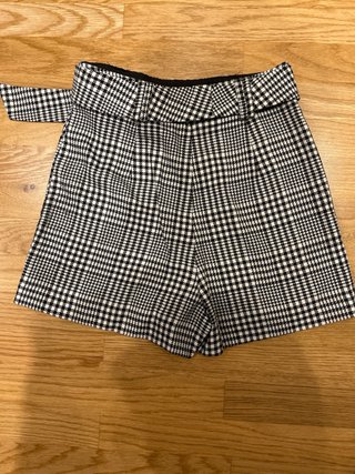 Falda pantalón corta Stradivarius cuadros