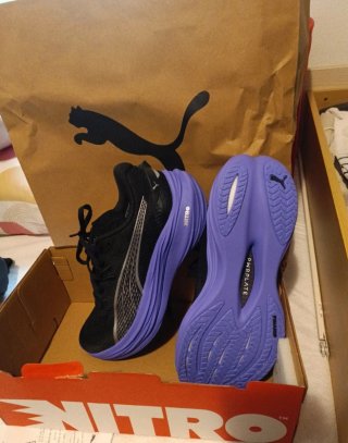 Zapatillas Puma Deviate Nitro Negras/Moradas
