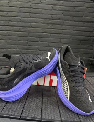 Zapatillas Puma Deviate Nitro Negras/Moradas