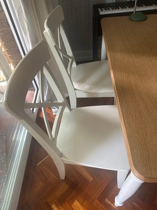 Mesa comedor y 4 sillas madera y metal