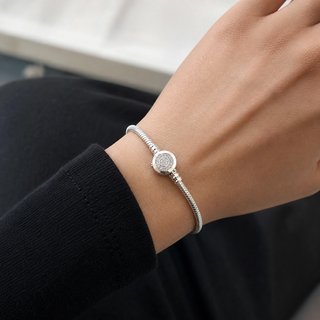 Pulsera Cadena Serpiente con Cierre Brillante
