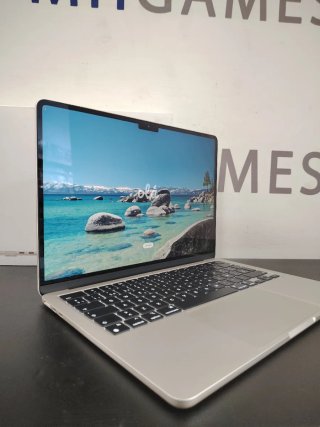 Macbook Air 13" M3 16GB 256GB 8C 8G A3113 2024