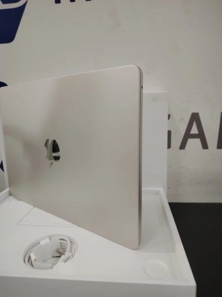 Macbook Air 13" M3 16GB 256GB 8C 8G A3113 2024