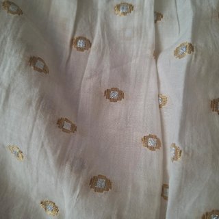 Minifalda Zara volantes bordados dorados M