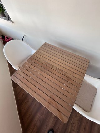 Mesa de terraza con 2 sillas