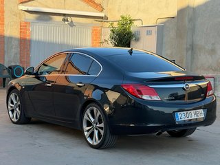 Opel Insignia 2011