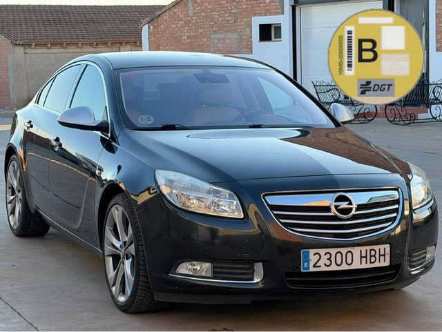 Opel Insignia 2011