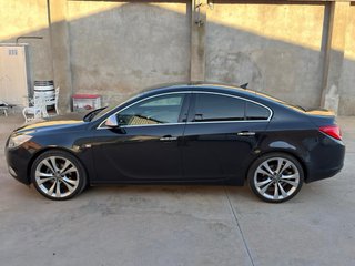 Opel Insignia 2011