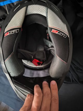 Conjunto Ropa Moto: Cazadora, Casco, Pantalón, Gua