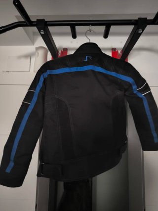 Conjunto Ropa Moto: Cazadora, Casco, Pantalón, Gua