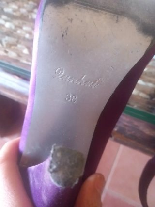 Zapatos y bolso de fiesta morados
