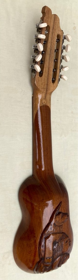 Charango de luthier