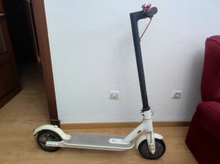 Patinete Eléctrico Xiaomi + Accesorios