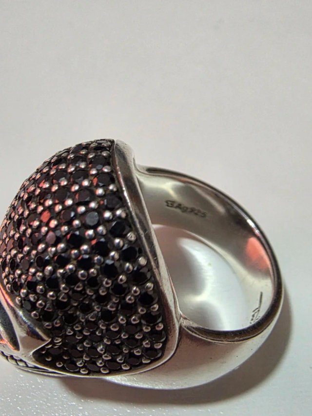 Anillo Thomas Sabo Calavera Negra y Plata