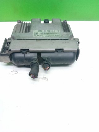 Centralita Motor MED17.5.5 VW AUDI 03C 906 016 A