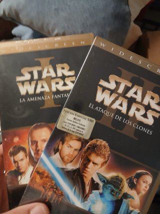 Lote de DvD con 95 peliculas a estrenar.