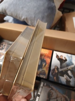 Lote de DvD con 95 peliculas a estrenar.