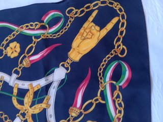 Foulard Moschino Cheap and Chic in seta