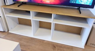 Mueble TV blanco y madera