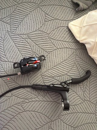 Freno Shimano MT200 Trasero