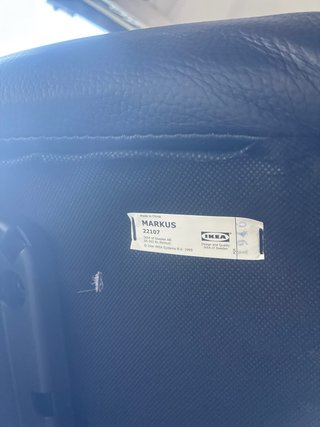 Silla de oficina ergonómica negra