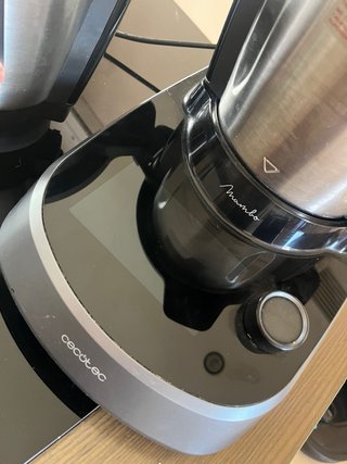 Robot Mambo Touch Cecotec + Jarra Habana