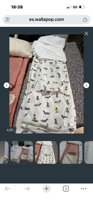 Set lenzuola per culla IKEA con stampa di salsicce
