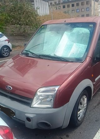 Ford Transit Connect Roja