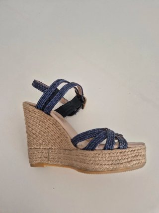 Alpargatas cuña azul y beige