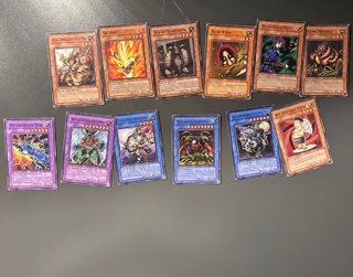 Carte Yu-Gi-Oh! - Lotto di 30 carte