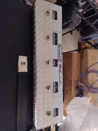 Amplificador Brunetti MC2