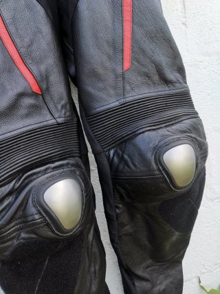 Mono de moto Reko Talla 3XL con chepa
